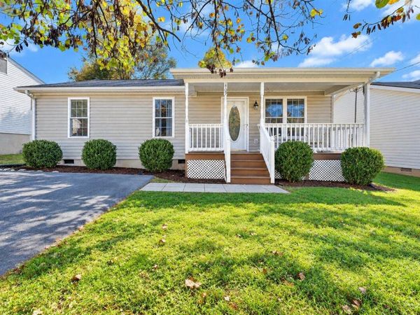 1709 Gordon AVE SE, Roanoke, VA 24014