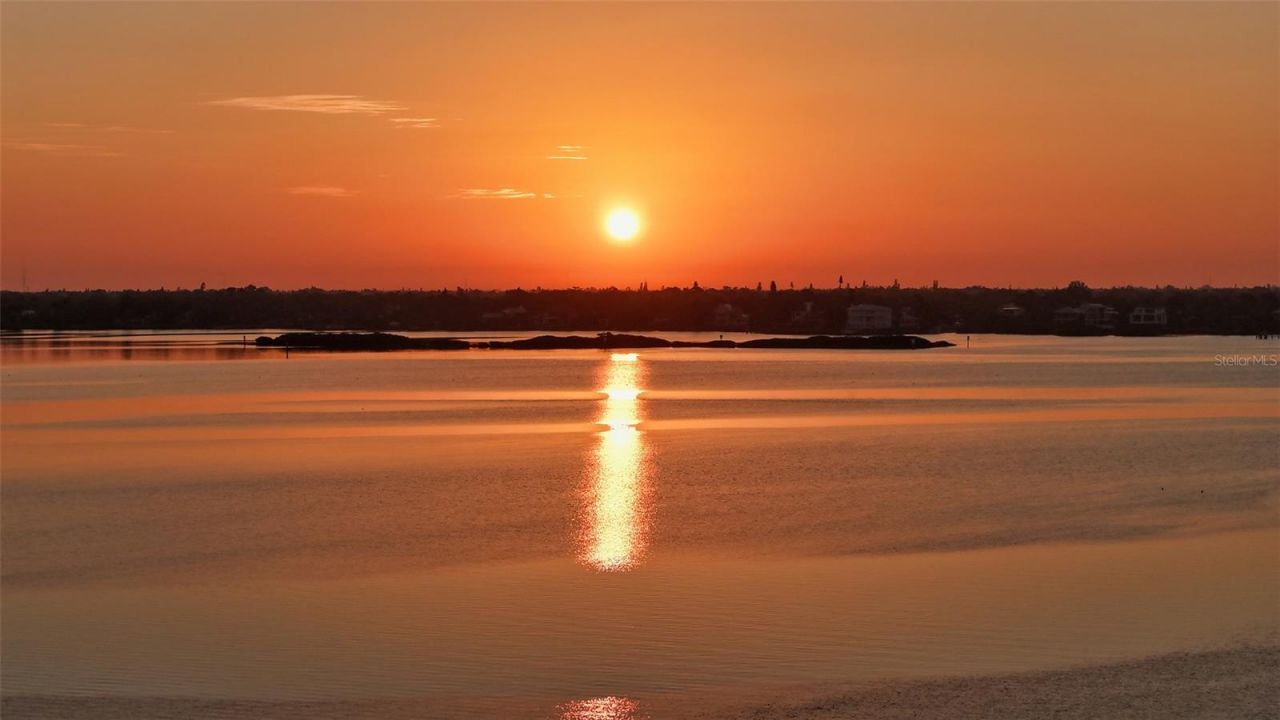 4317 Midnight Pass Road, Sarasota, FL 34242 Photo