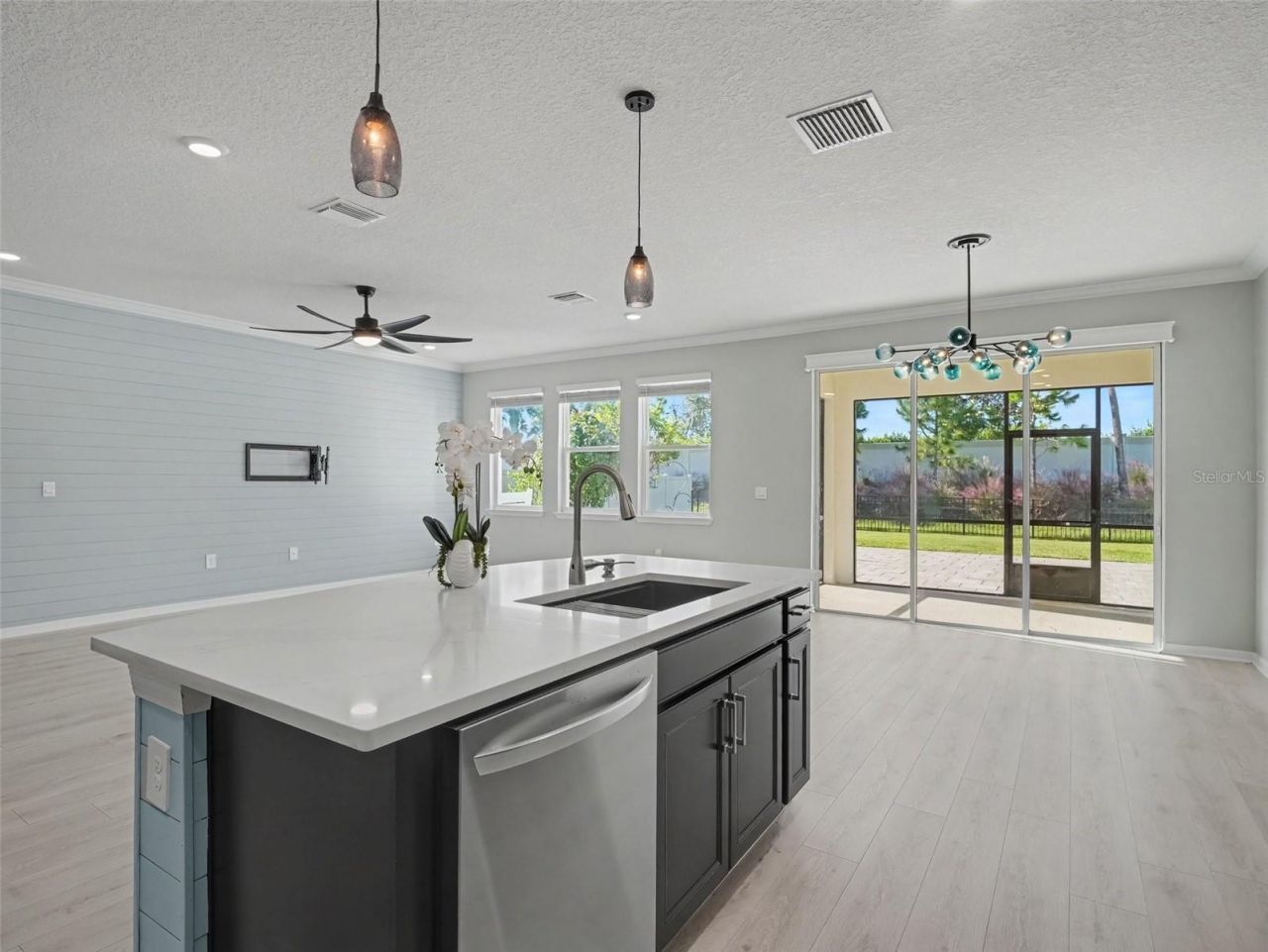 5731 Woodland Sage Drive, Sarasota, FL 34238 Photo