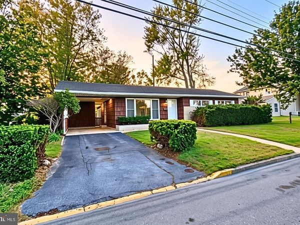 210 N MARKET STREET , SEAFORD, DE 19973