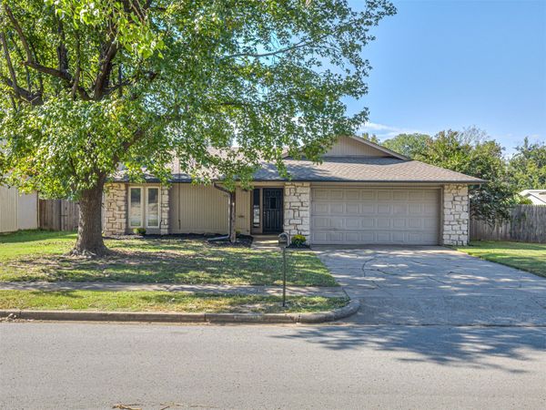 1230 N Ironwood Place , Broken Arrow, OK 74012
