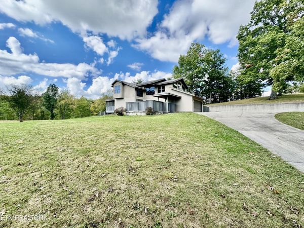 1065 Poplar Lane, Winfield, TN 37892