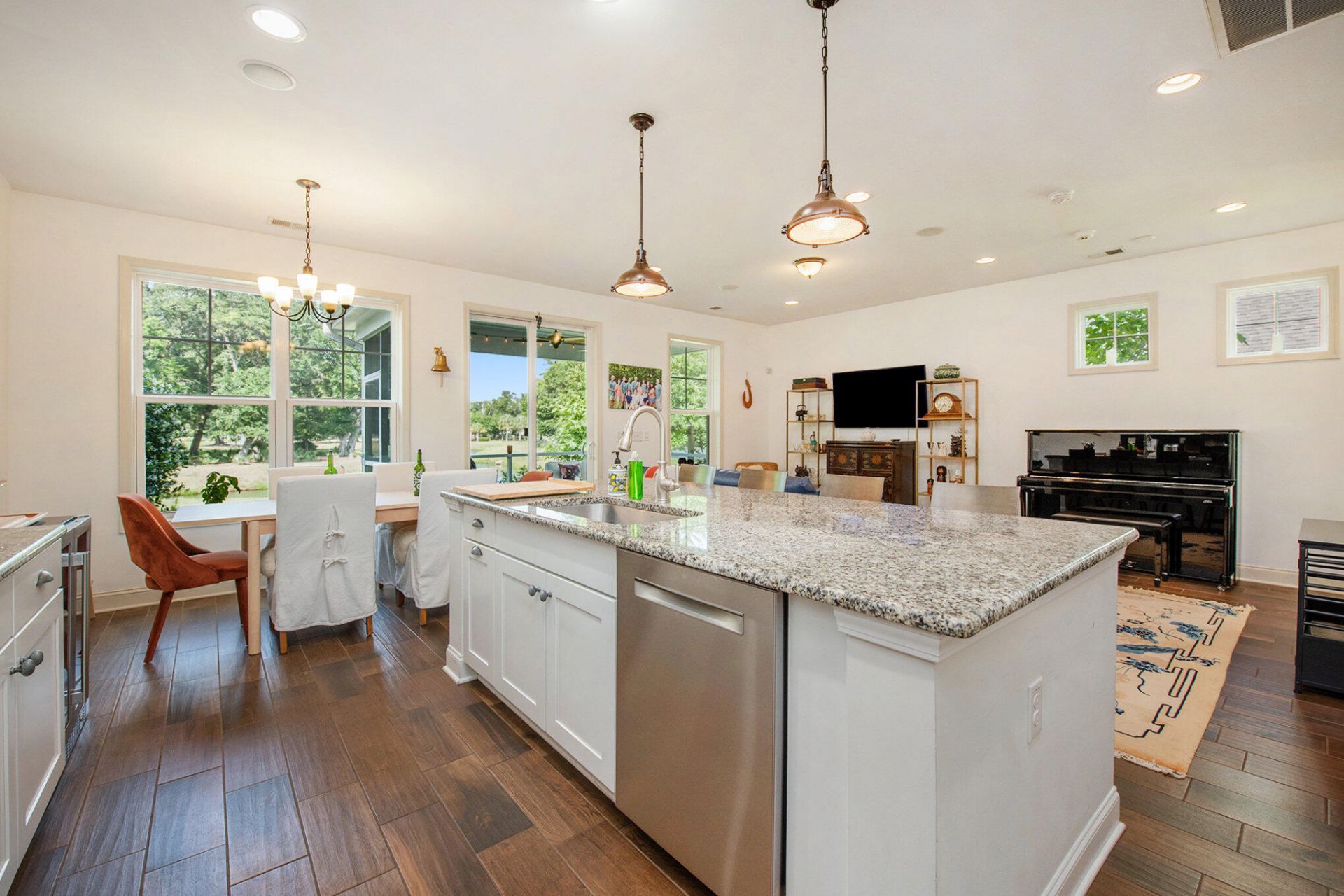1470 Red Tide Road Photo 11