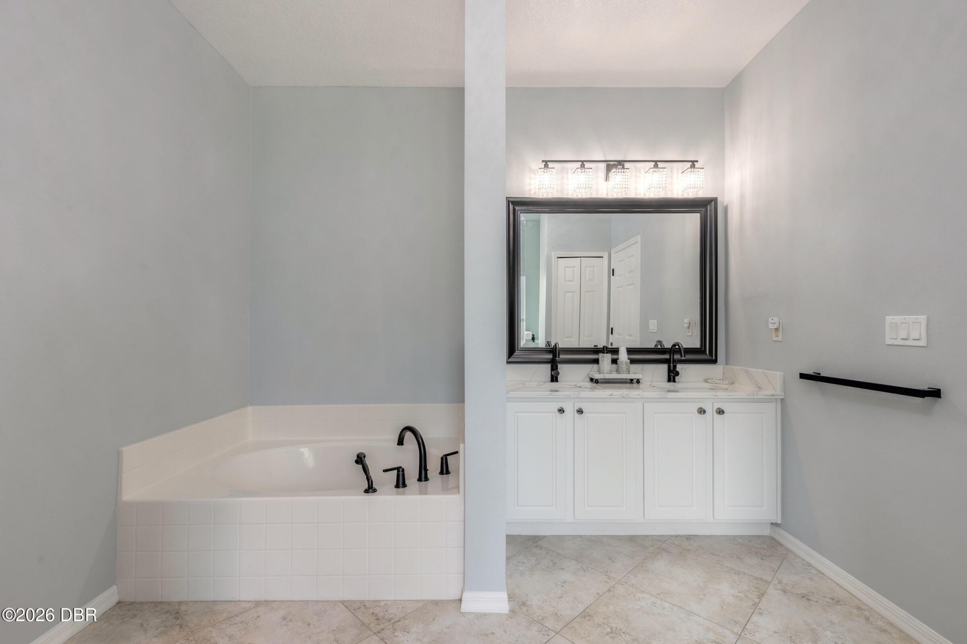 3329 Unity Tree Drive, Edgewater, FL 32141 Photo
