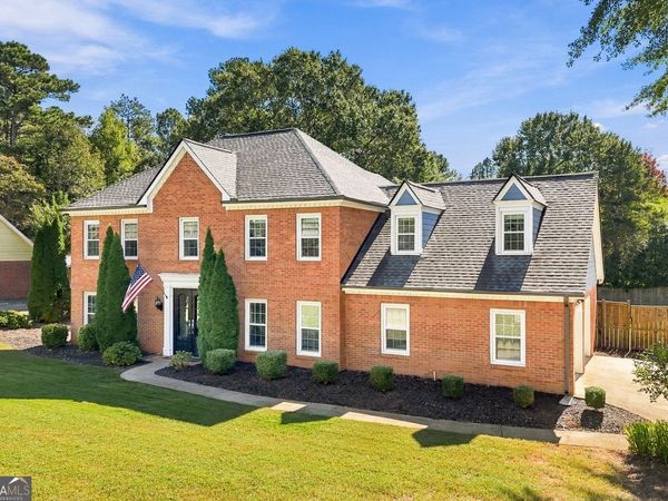 1812 N Chestnut Grove Drive, Marietta, GA 30066