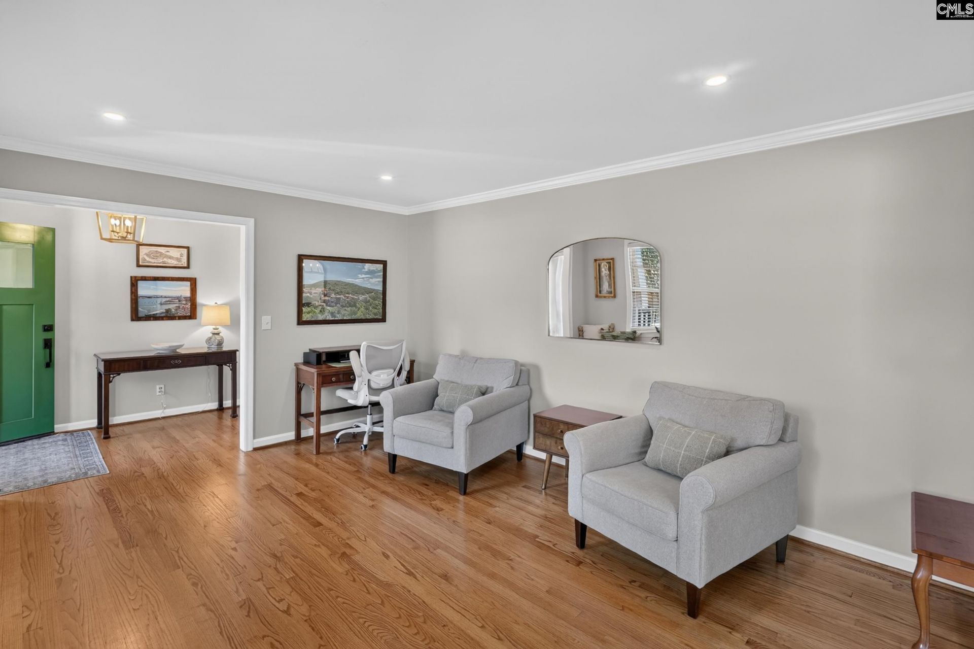 2109 Woodmere Drive  Photo 12