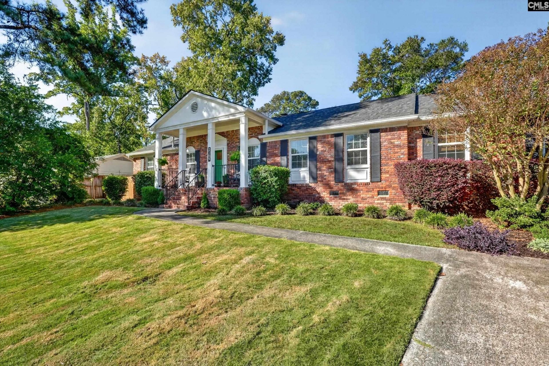 2109 Woodmere Drive  Photo 4