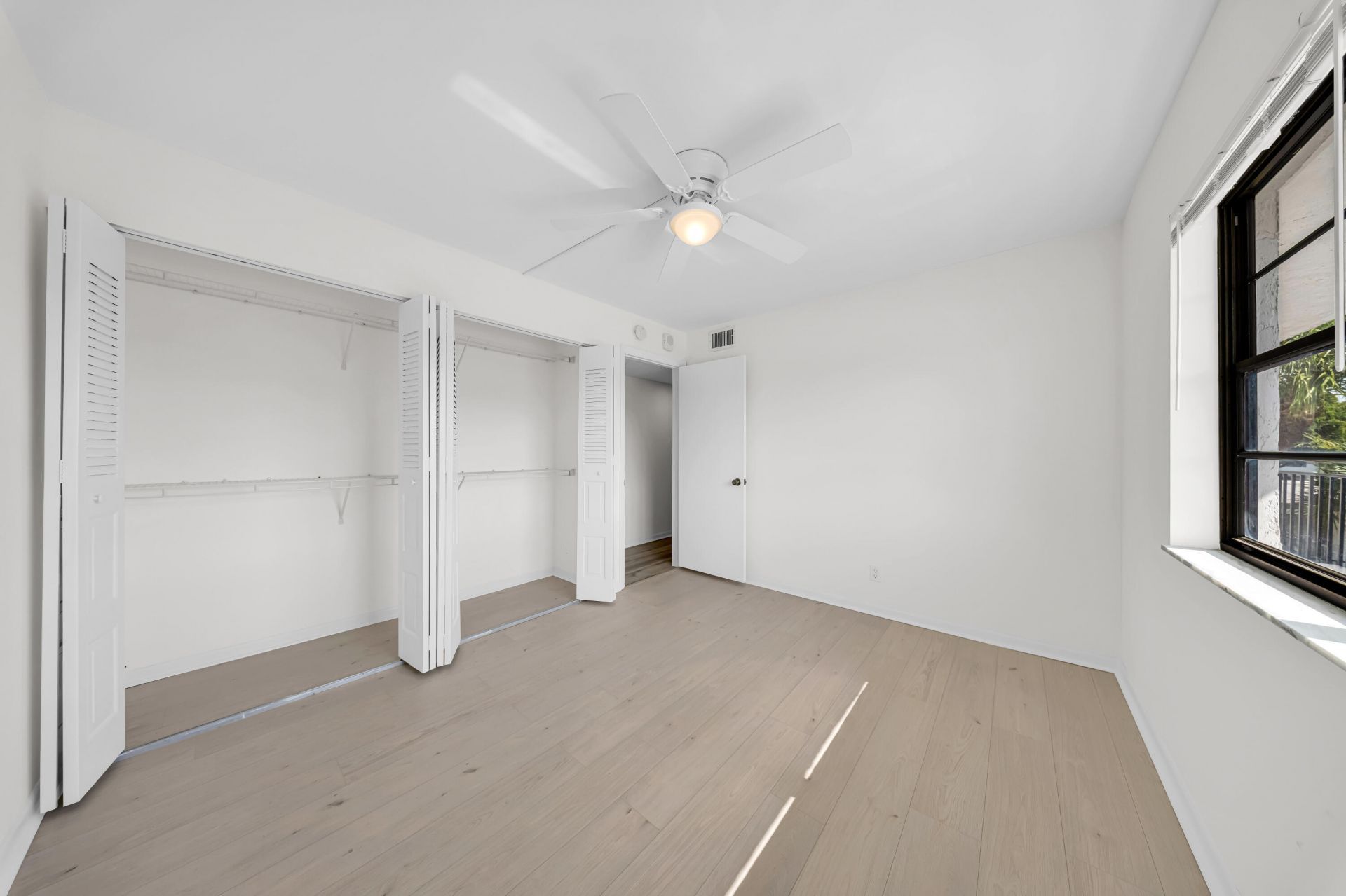 9233 SW 8th Street, Unit 305, Boca Raton, FL 33428 Photo