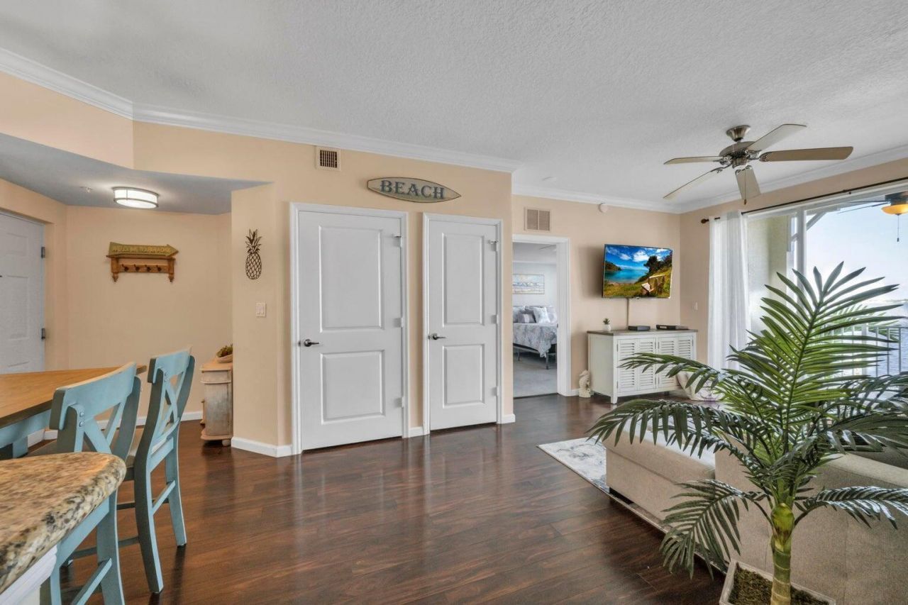 975 NW Flagler Avenue, Unit 304, Stuart, FL 34994 Photo