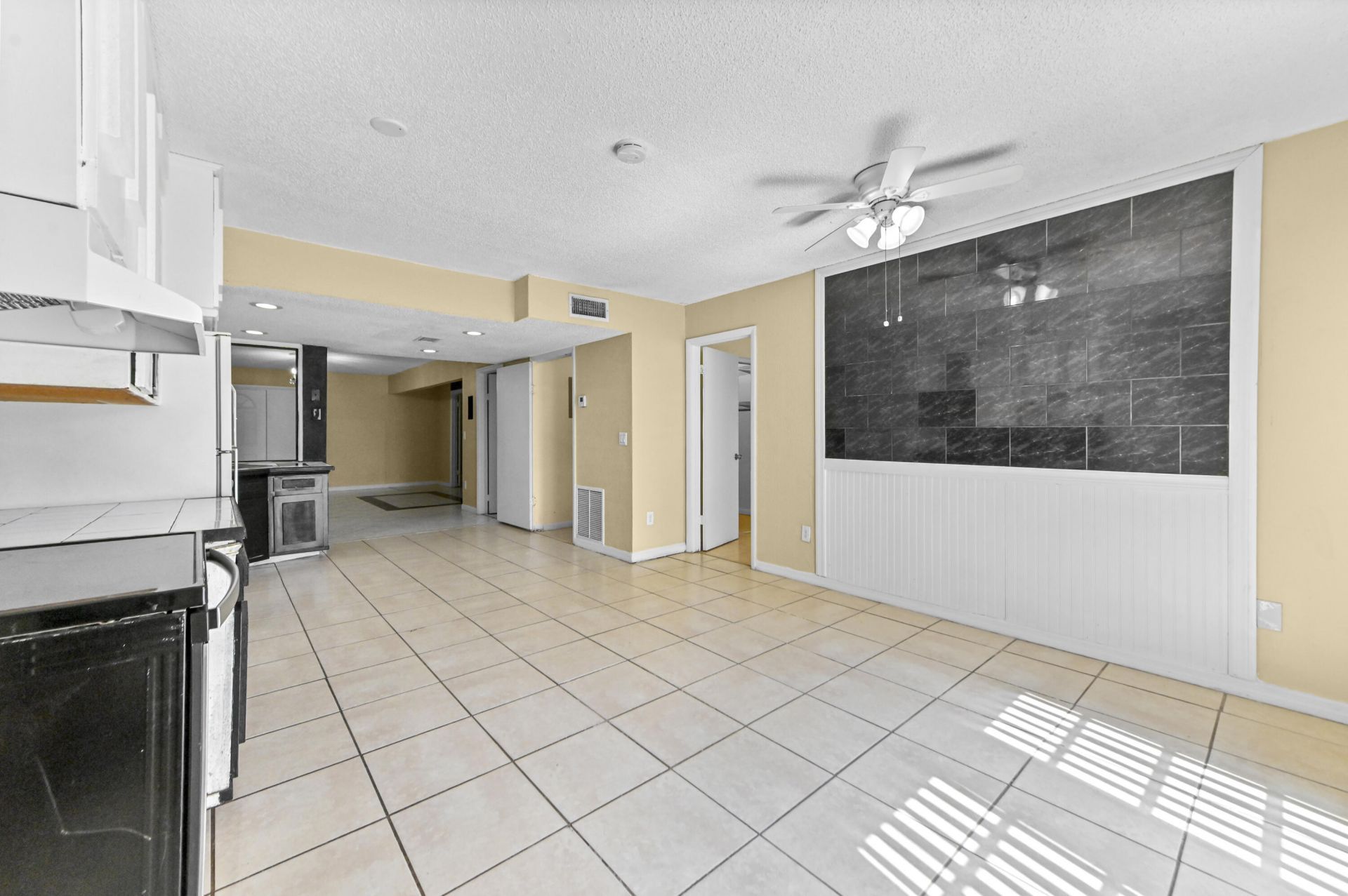 5918 S Rue Road, West Palm Beach, FL 33415 Photo