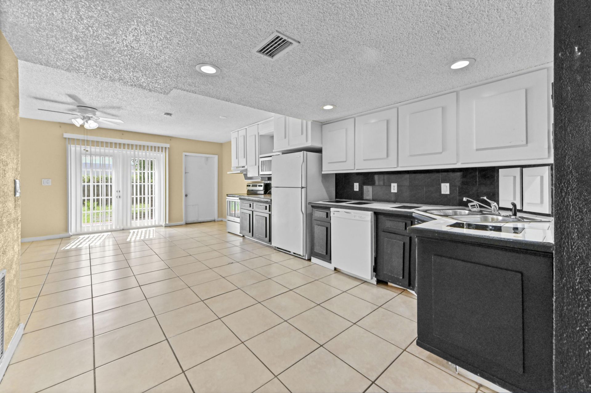 5918 S Rue Road, West Palm Beach, FL 33415 Photo