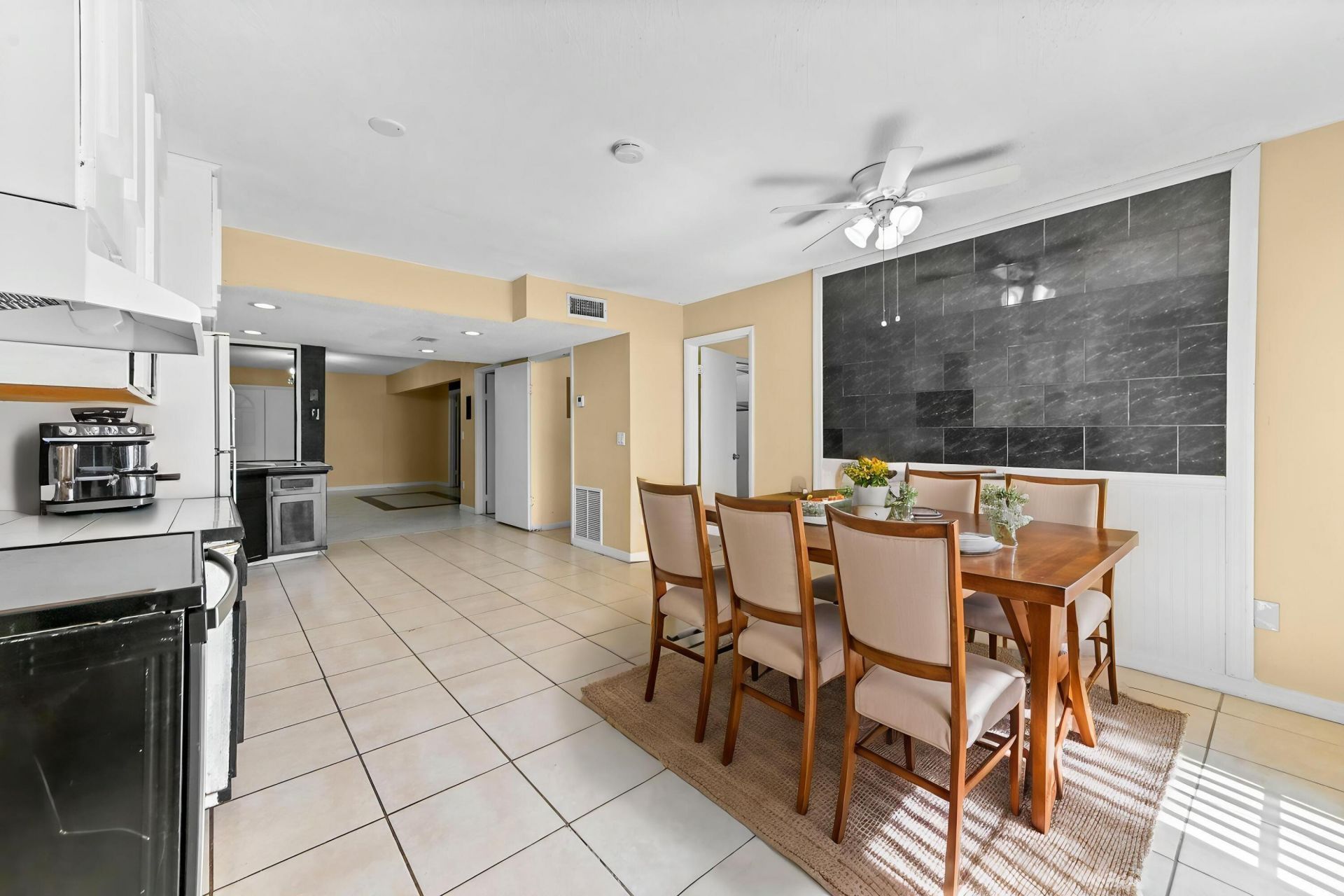 5918 S Rue Road, West Palm Beach, FL 33415 Photo