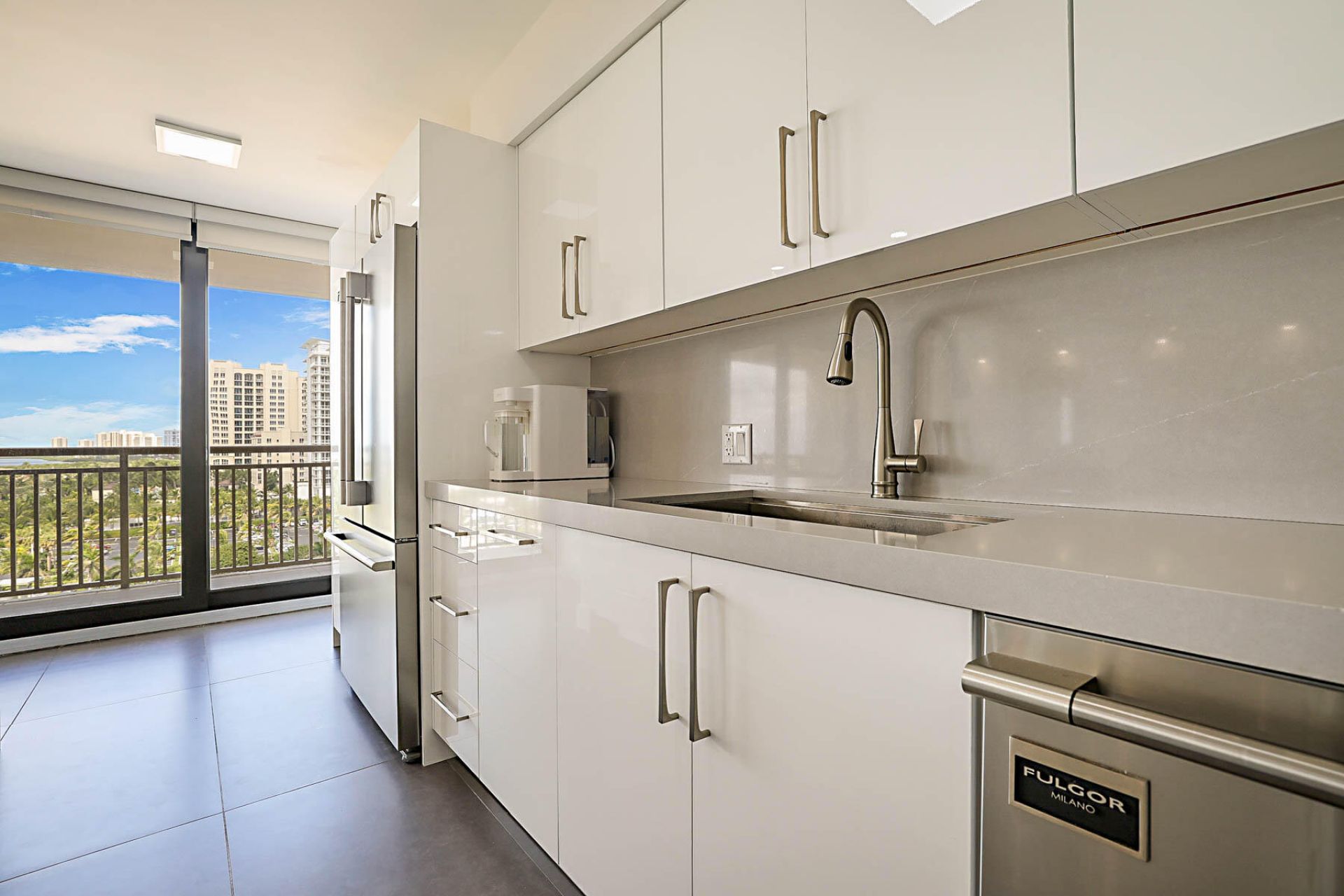 3400 N Ocean Drive, Unit 1005, Singer Island, FL 33404 Photo