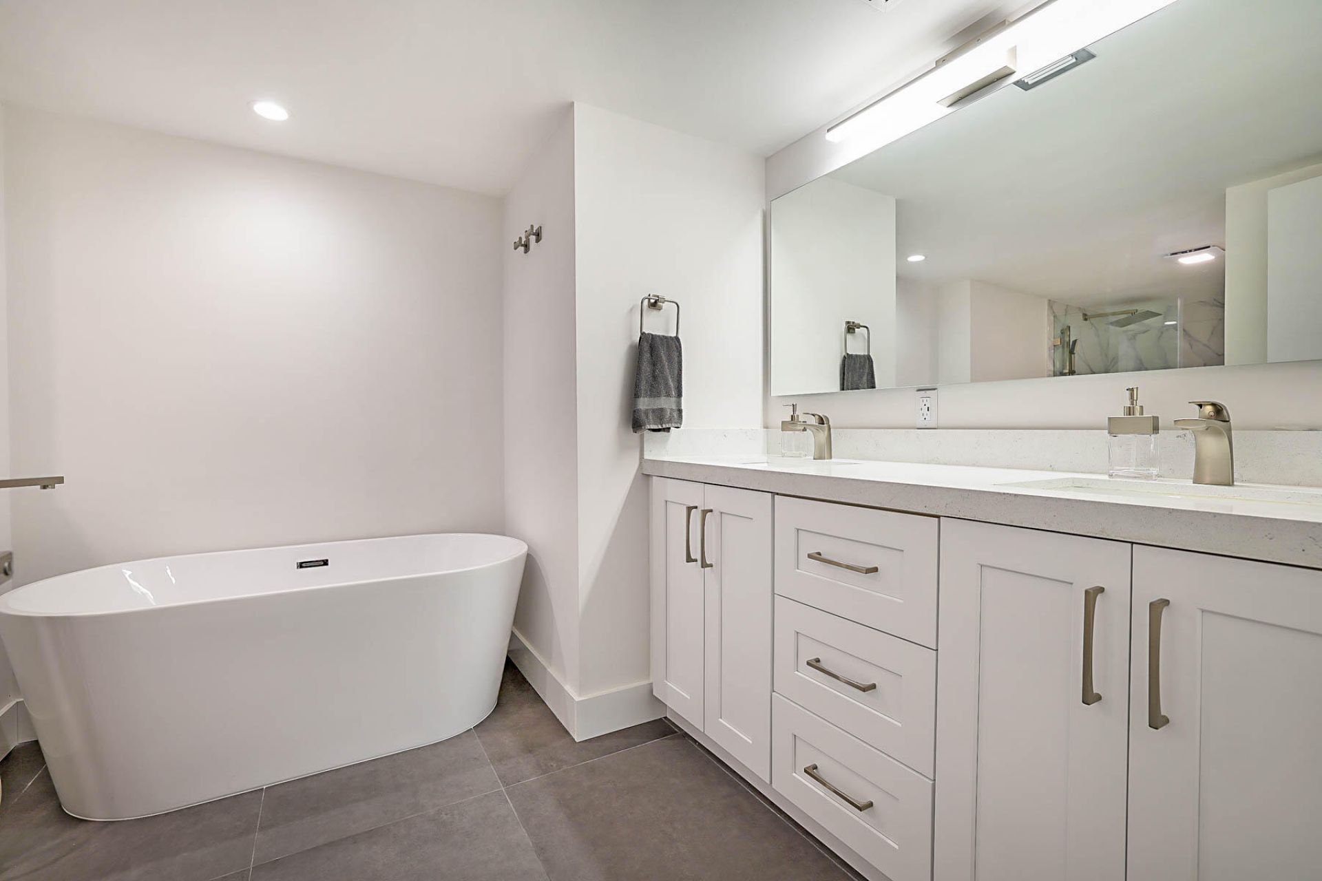 3400 N Ocean Drive, Unit 1005, Singer Island, FL 33404 Photo