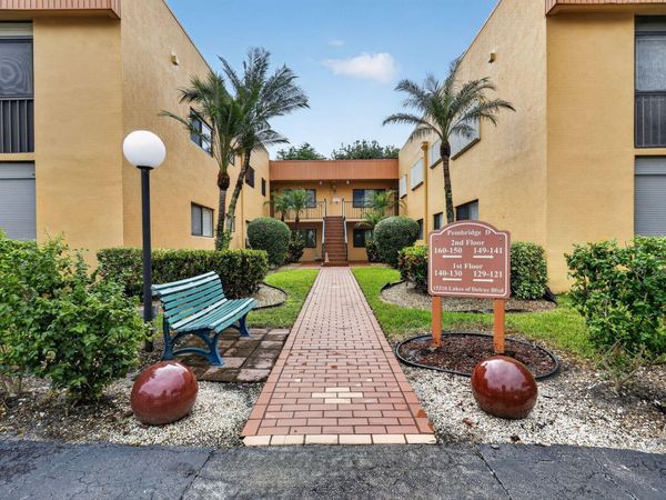 15216 Lakes Of Delray Boulevard, Unit 142, Delray Beach, FL 33484