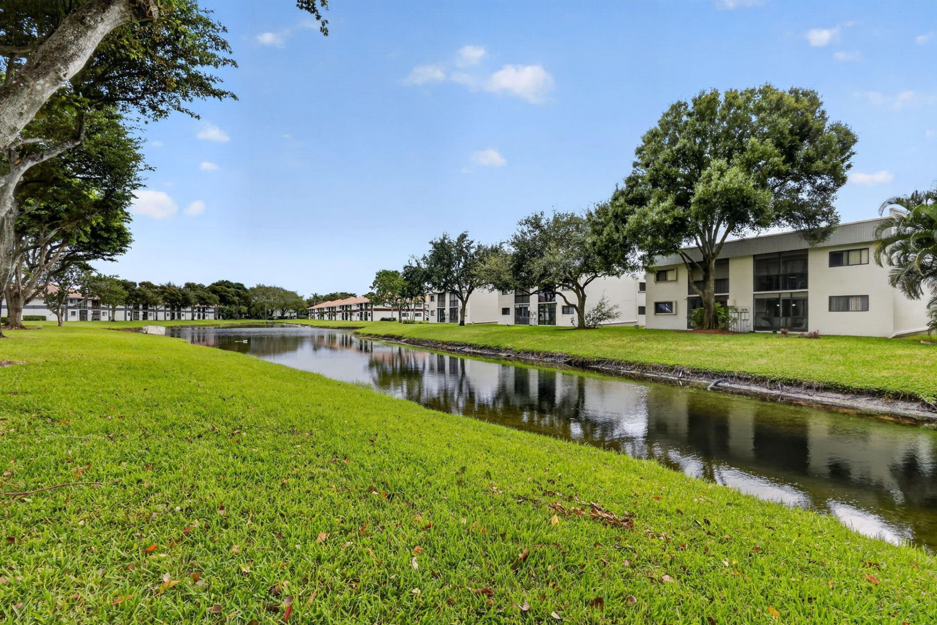 15216 Lakes Of Delray Boulevard, Unit 142, Delray Beach, FL 33484 Photo