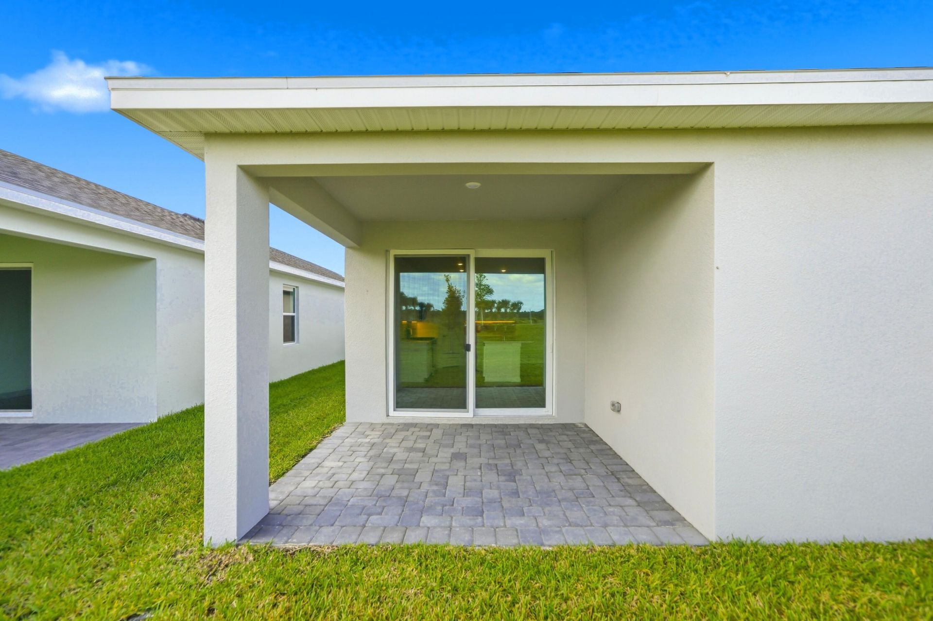 5453 NW Camberly Court, Port Saint Lucie, FL 34987 Photo