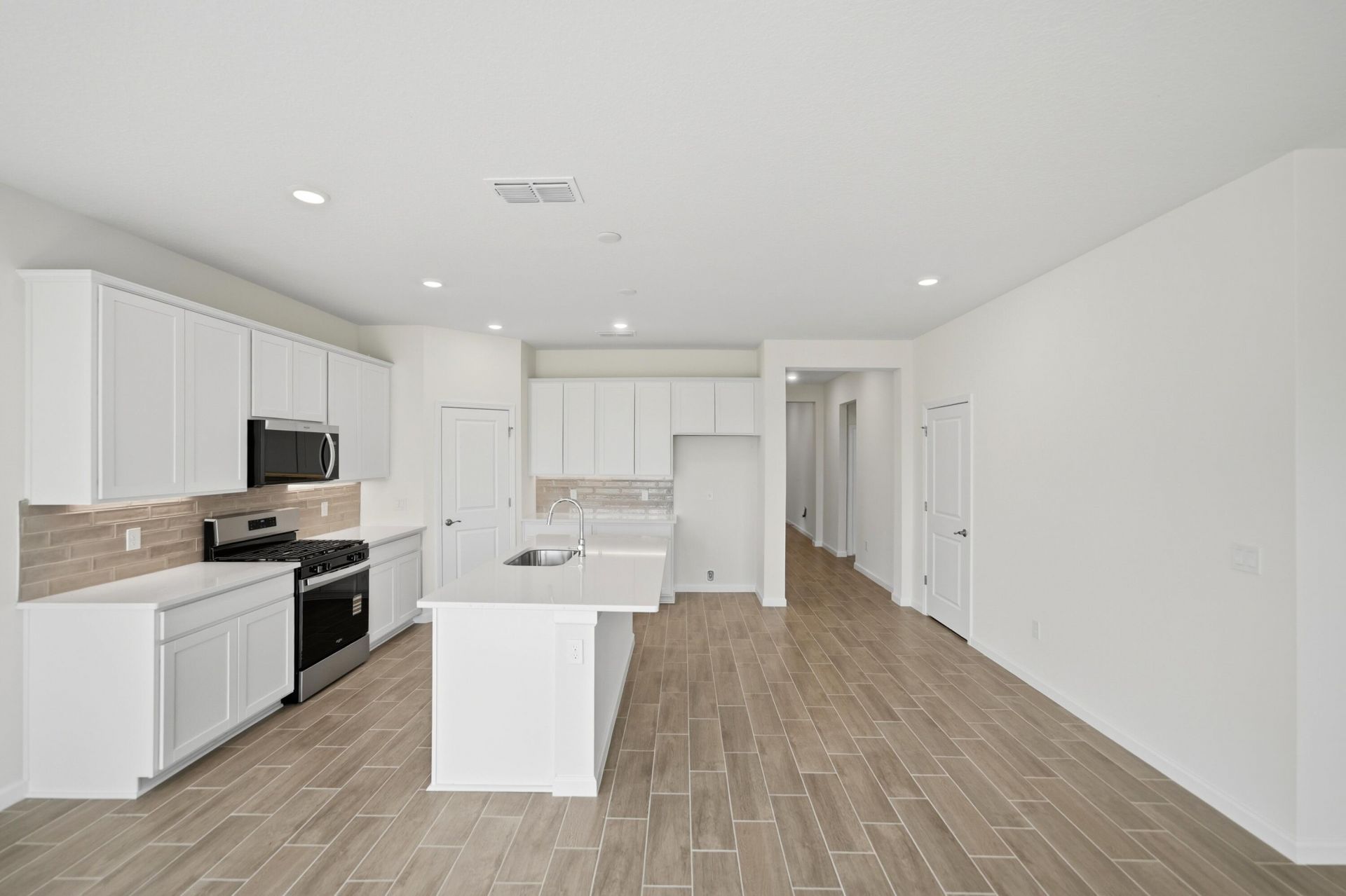 5453 NW Camberly Court, Port Saint Lucie, FL 34987 Photo