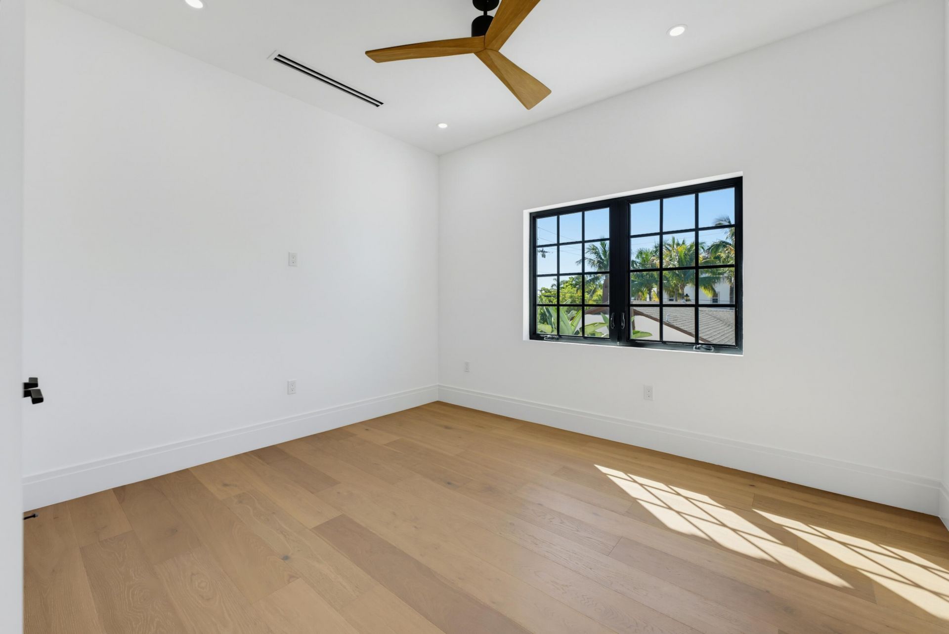 3601 S Olive Avenue, West Palm Beach, FL 33405 Photo
