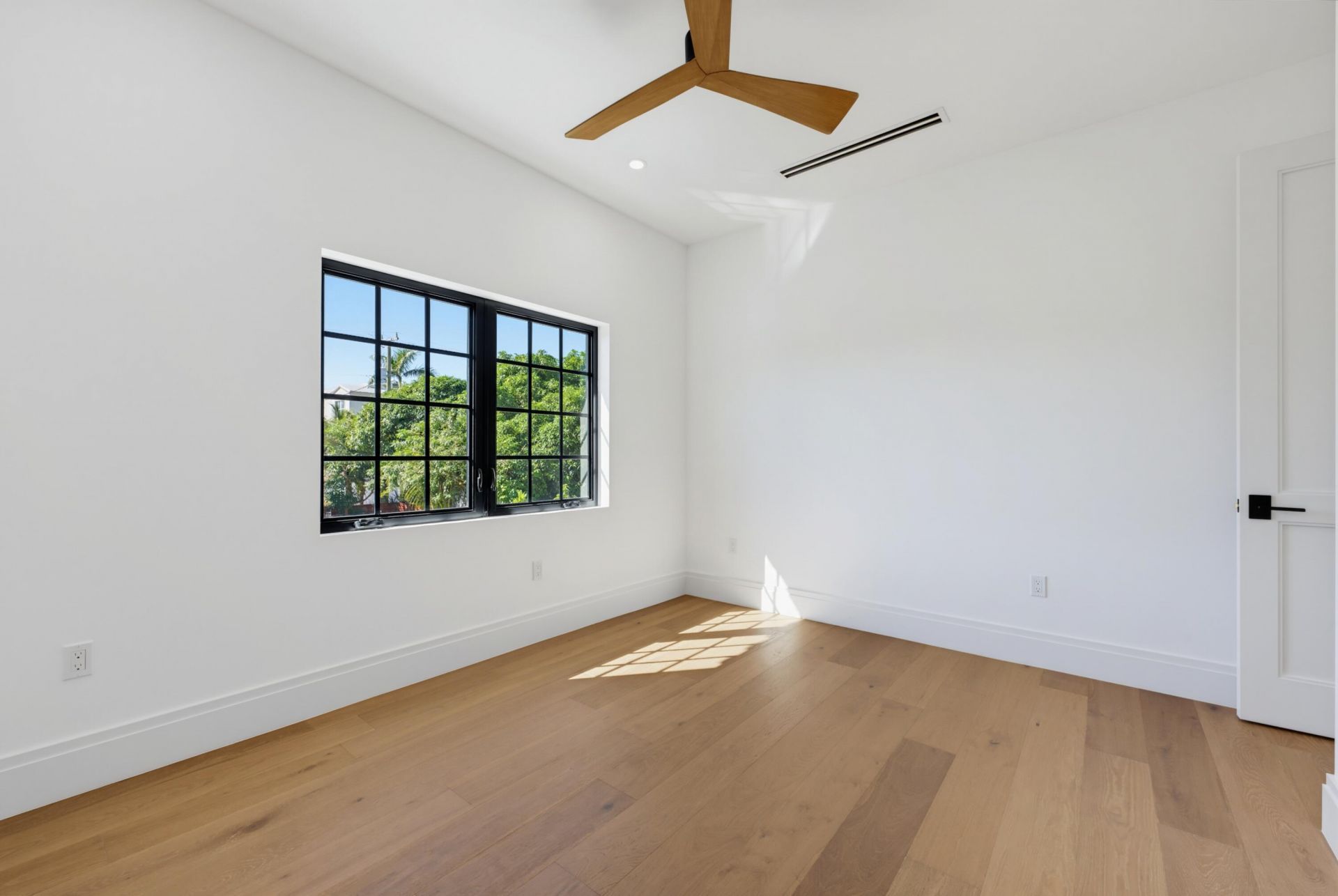 3601 S Olive Avenue, West Palm Beach, FL 33405 Photo