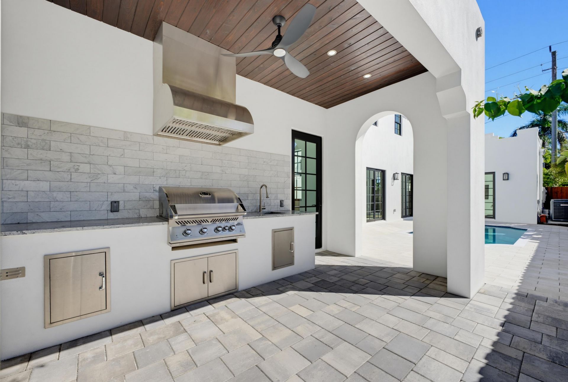 3601 S Olive Avenue, West Palm Beach, FL 33405 Photo