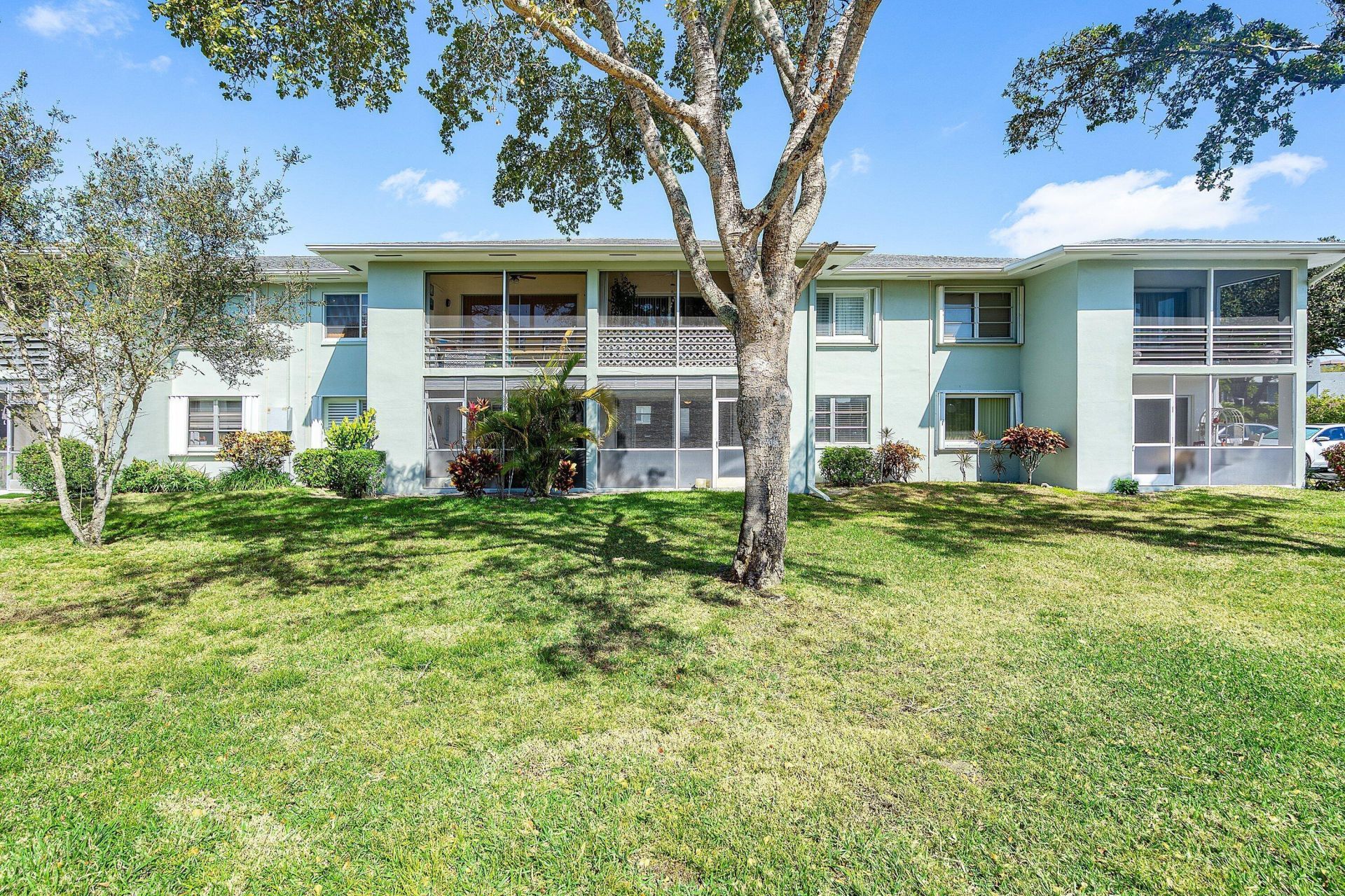 2440 SW 22nd Avenue, Unit 703, Delray Beach, FL 33445 Photo