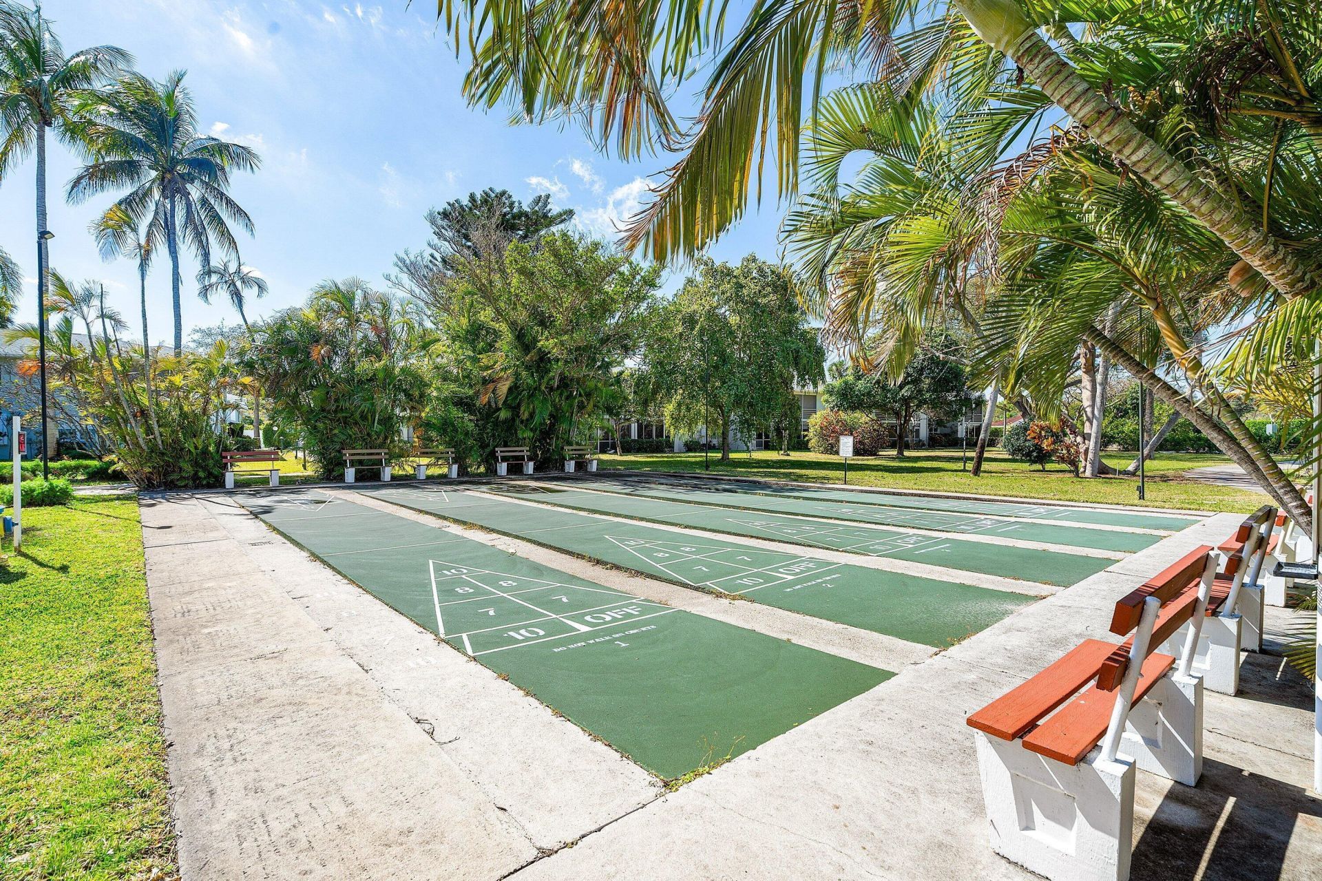 2440 SW 22nd Avenue, Unit 703, Delray Beach, FL 33445 Photo