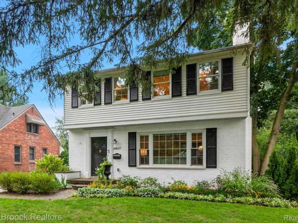 31617 Auburn Drive, Beverly Hills Village, Mi 48025
