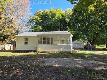 2344 N Linden Road, Flint Township, Mi 48504