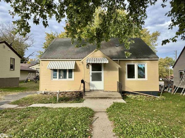 103 E Division Street, Audubon, IA 50025