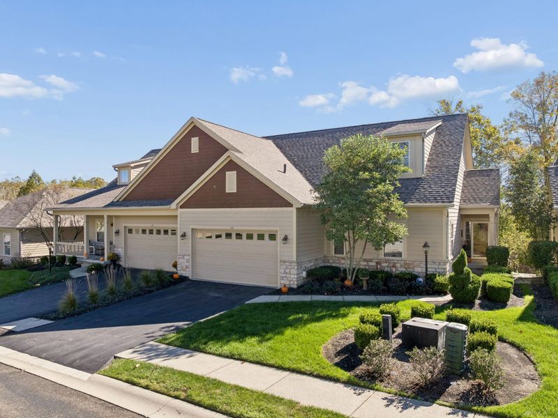 1119 Cross Creeks Ridge , Pickerington, OH 43147 Photo 1