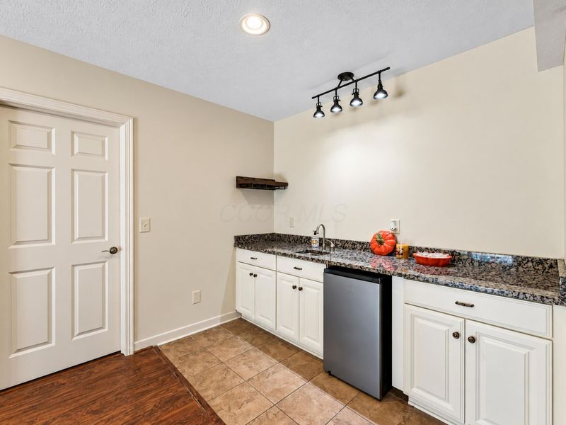 1119 Cross Creeks Ridge , Pickerington, OH 43147 Photo 21