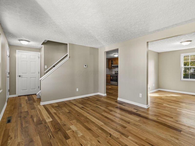 6400 Thrasher Loop, Westerville, OH 43081 Photo 2