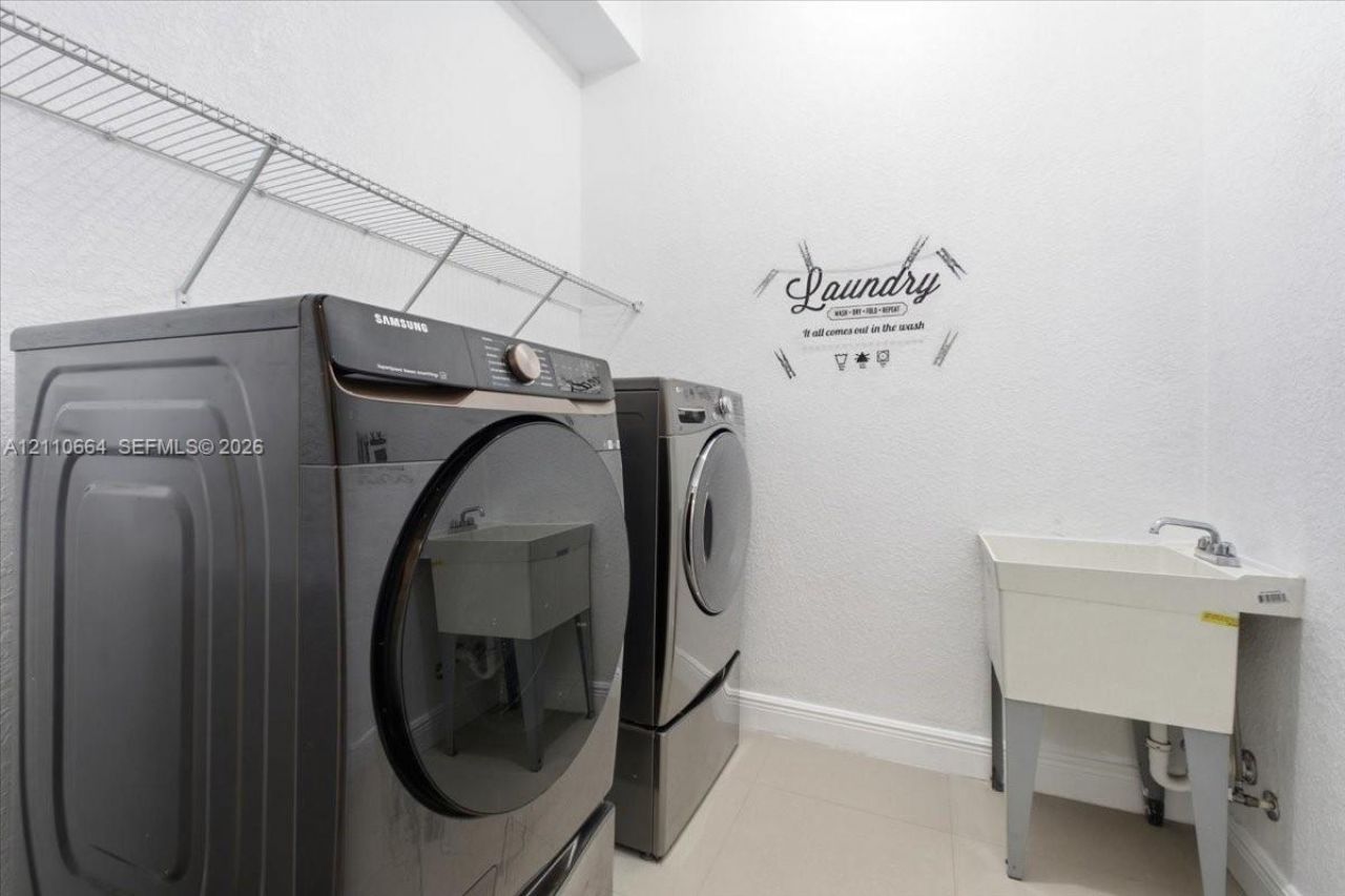 14665 SW 32nd St , Miami, FL 33175 Photo