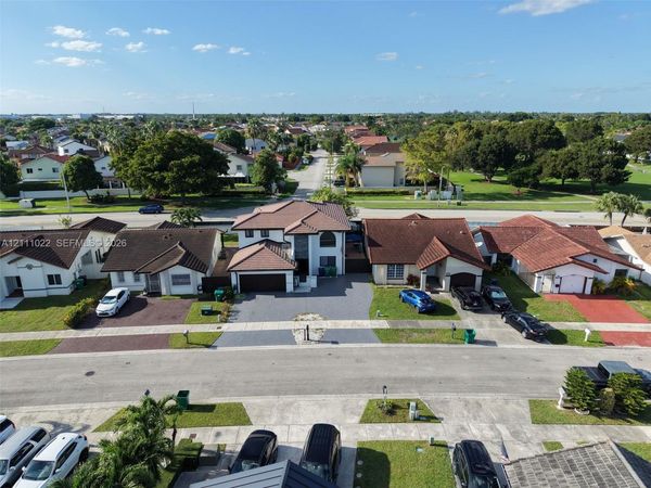 6332 SW 151st Pl , Miami, FL 33193
