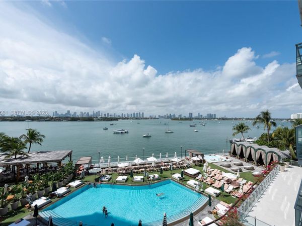 1100 West Ave , Unit 506, Miami Beach, FL 33139