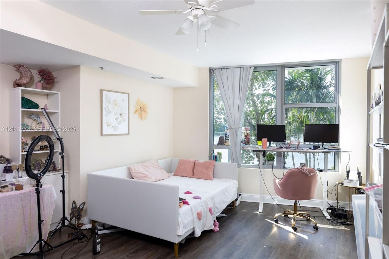 2681 N Flamingo Rd , Unit TH4S, Sunrise, FL 33323 Photo