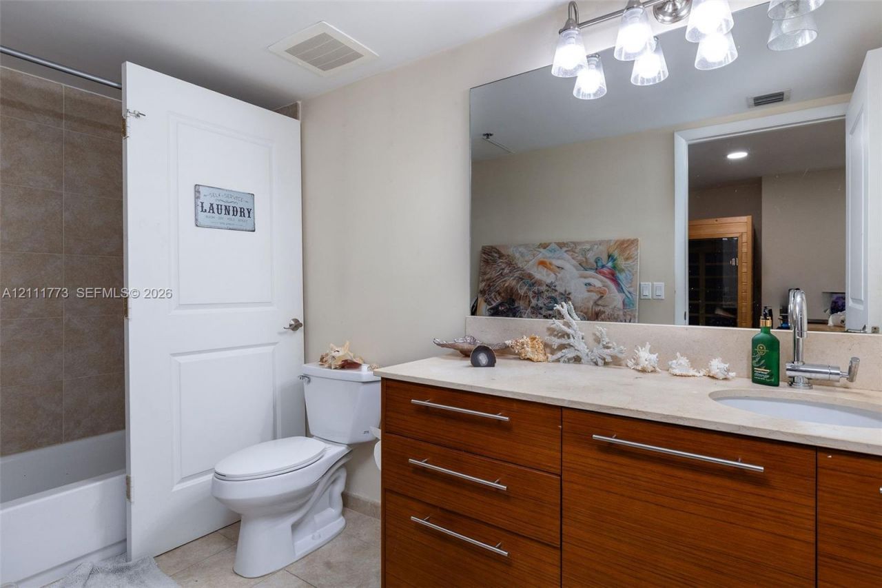 2681 N Flamingo Rd , Unit TH4S, Sunrise, FL 33323 Photo