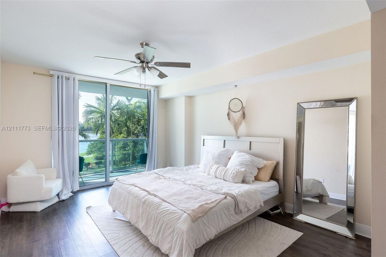 2681 N Flamingo Rd , Unit TH4S, Sunrise, FL 33323 Photo