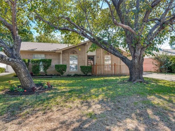 1316 Saturn Drive, Cedar Hill, TX 75104