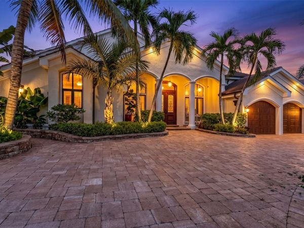 2030 JAMAICA WAY , PUNTA GORDA, FL 33950