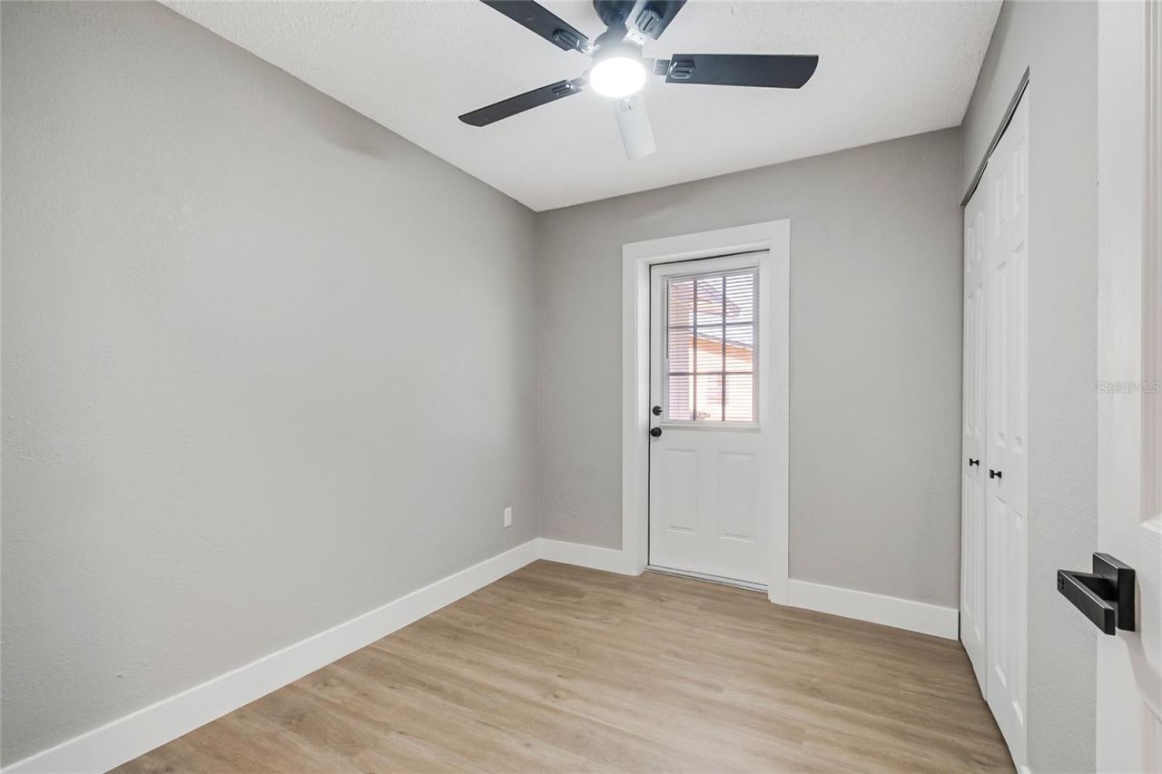 327 Amador Circle , Orlando, FL 32810 Photo