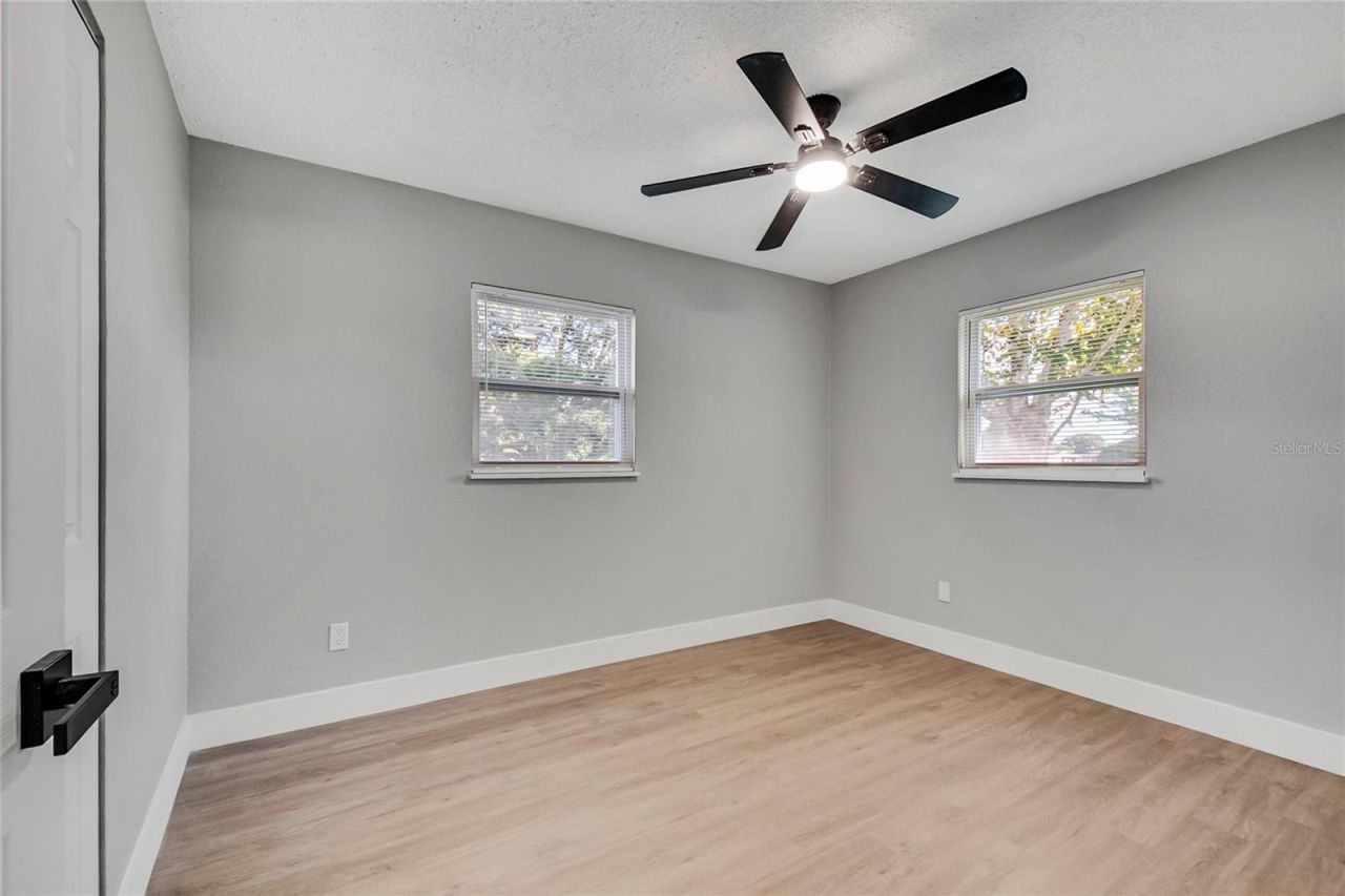 327 Amador Circle , Orlando, FL 32810 Photo