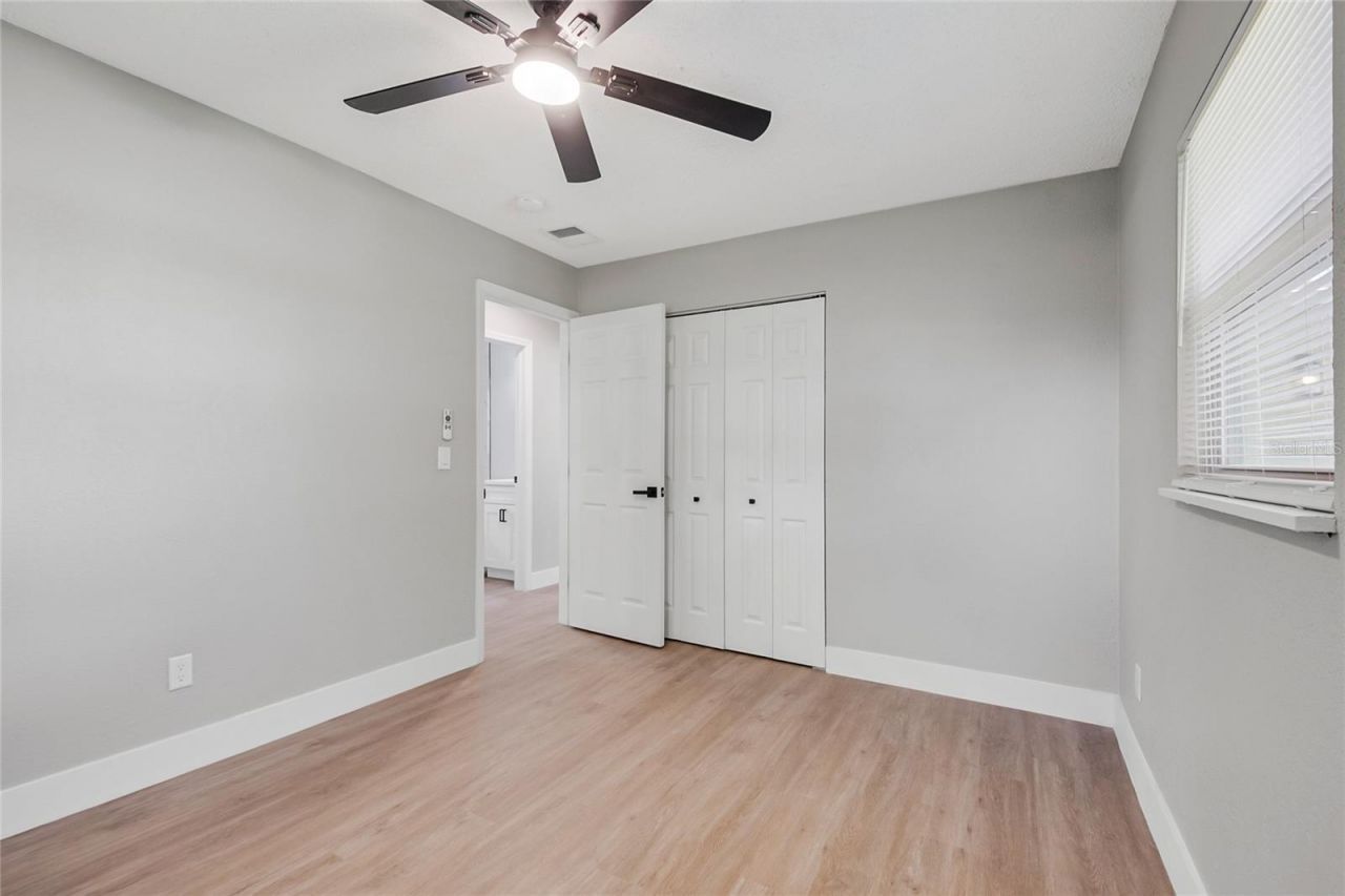 327 Amador Circle , Orlando, FL 32810 Photo