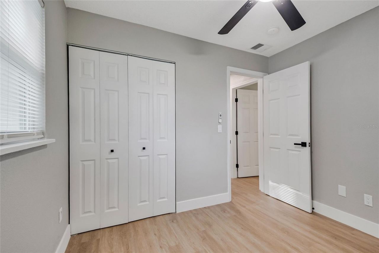 327 Amador Circle , Orlando, FL 32810 Photo
