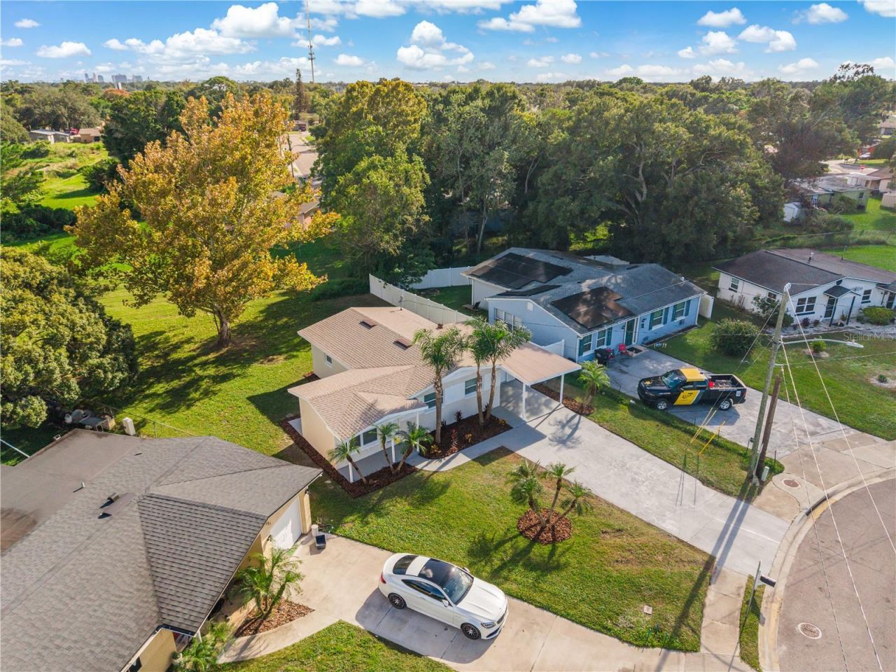 327 Amador Circle , Orlando, FL 32810 Photo