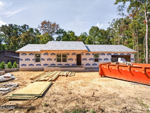 9002 Weketa Drive , Crossville, TN 38572