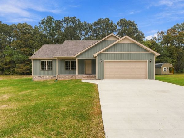 88 Sunset Falls Rd , Tullahoma, TN 37388
