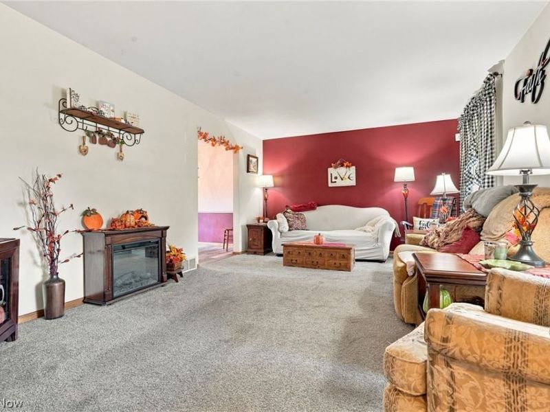 2644 Gladiola Street NE, Canton, OH 44705 Photo 8