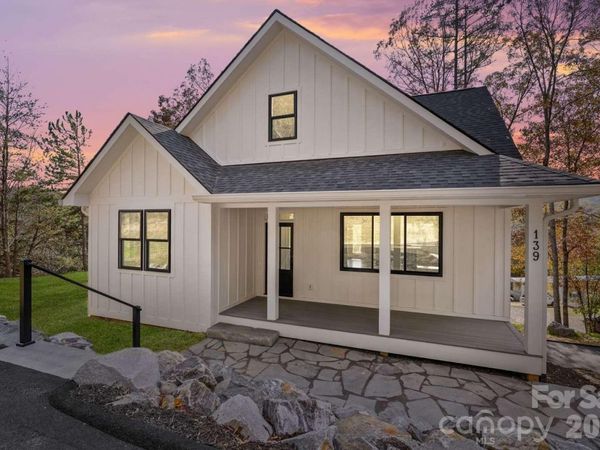 139 Courtney Lane , Candler, NC 28715